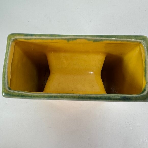 Vintage McCoy green and yellow ceramic square bird vase 6.75" tall - Picture 7 of 10
